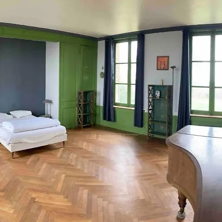 Large 6-bedroom On 3 Floors, In A Castle Near Honfleur 公寓